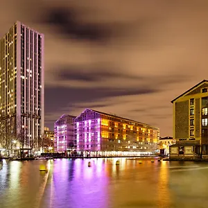 Express Paris-canal De La By Ihg Paříž