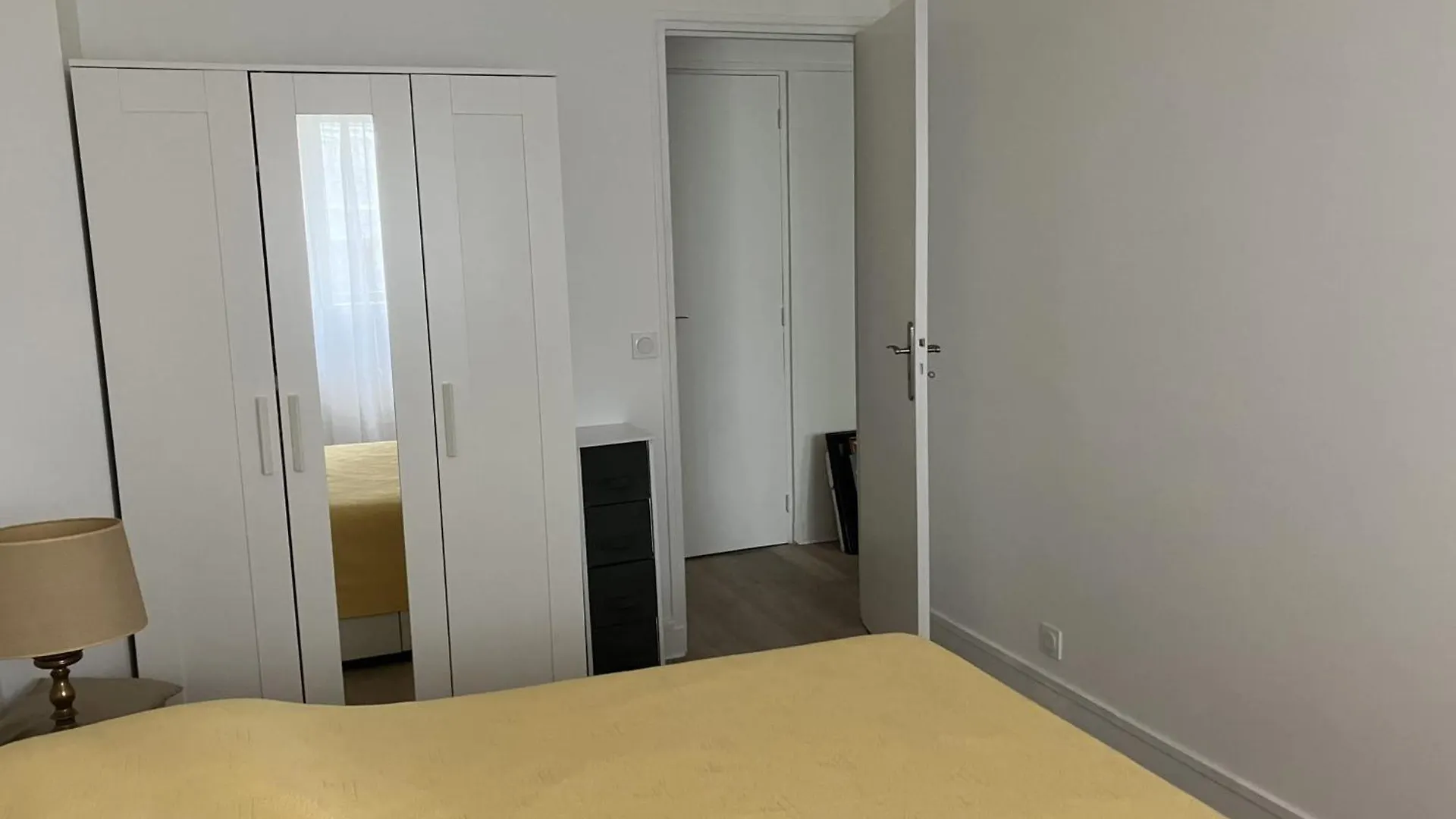 Charming And Welcoming Apartment Paris 0*,