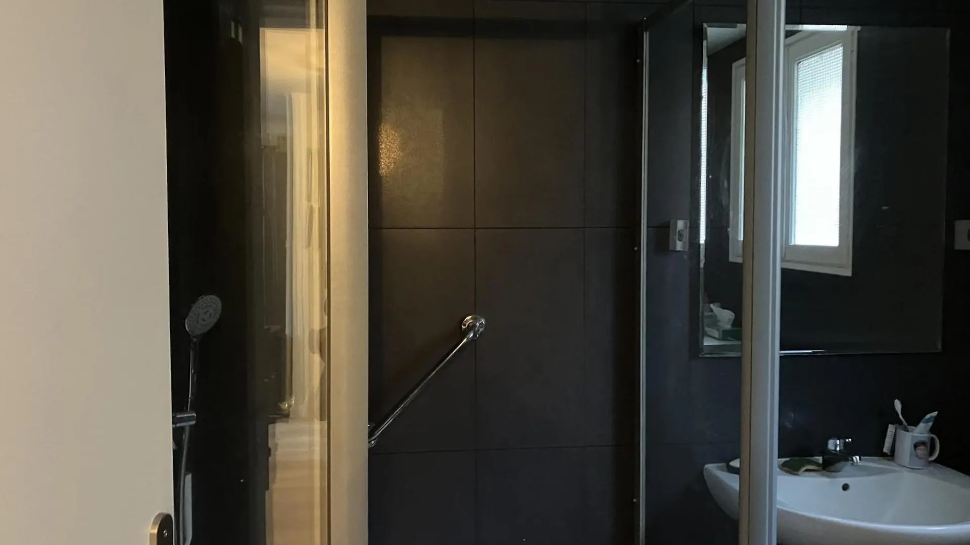 Charming And Welcoming Apartment Paris
