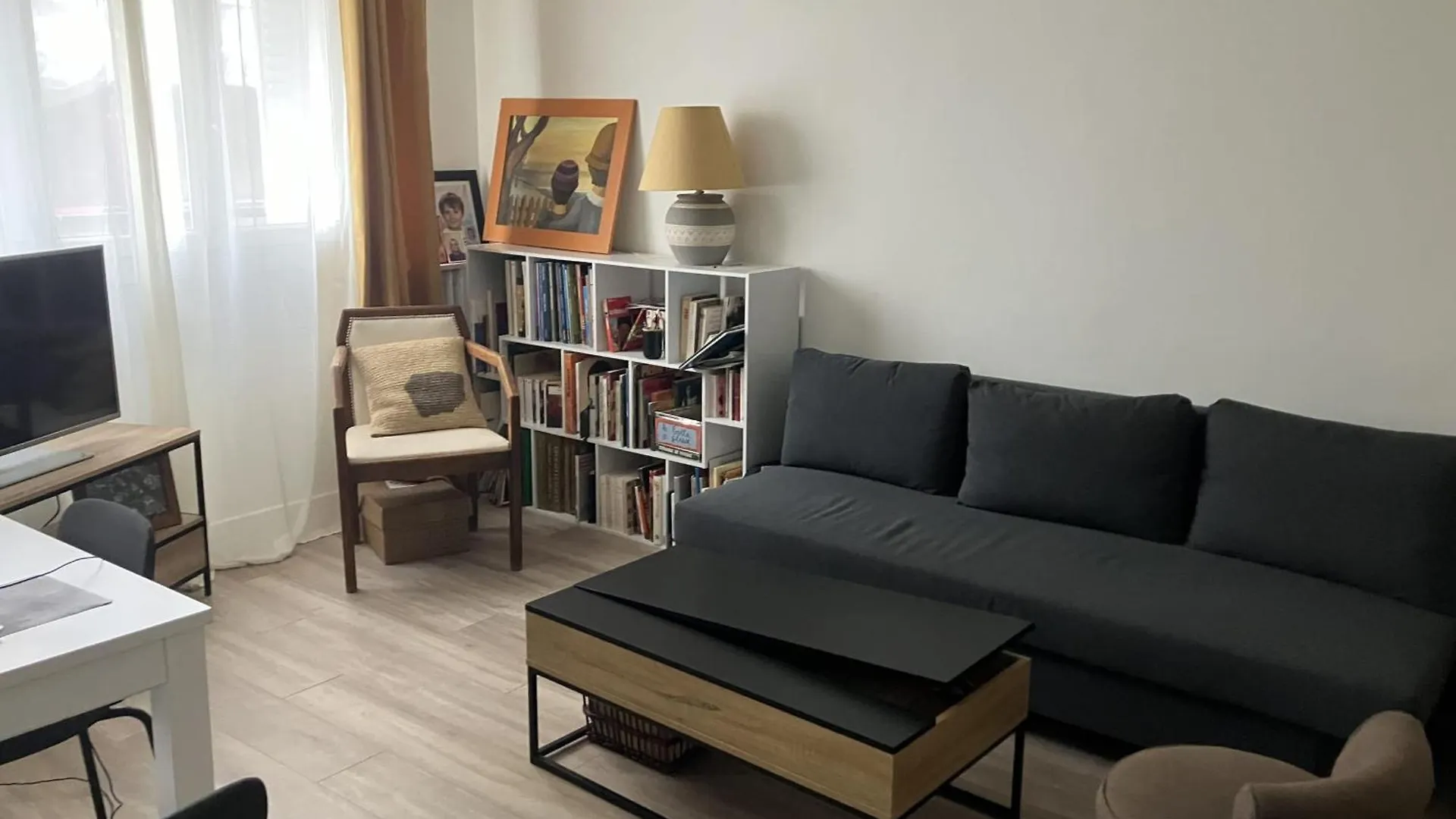 Charming And Welcoming Apartment Paris