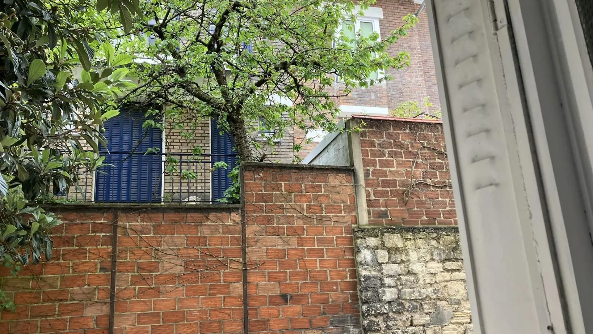 Charming And Welcoming Apartment Paris